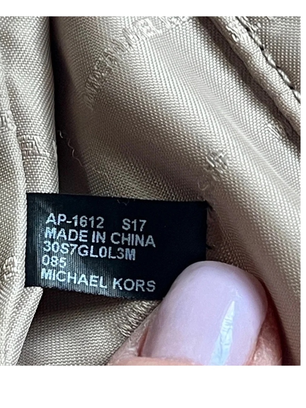 Michael Kors Cream Hobo Bag with Gold Accents - Picture 9 of 14
